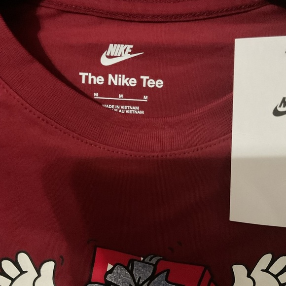 Nike Big Kids Sportswear Printed Long-Sleeve T-Shirt Sizes M and XL - Picture 3 of 5